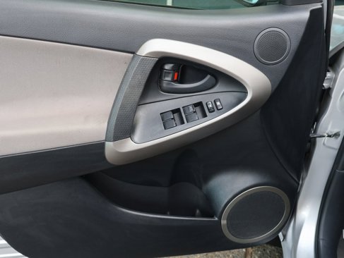Used 2007 Toyota RAV4 4WD image 18
