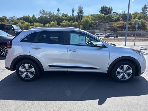 Used 2019 Kia Niro EX Premium w/ Sunroof Package image 9