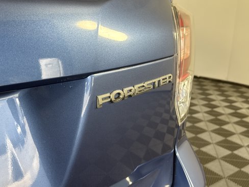 Used 2018 Subaru Forester 2.5i Limited image 7