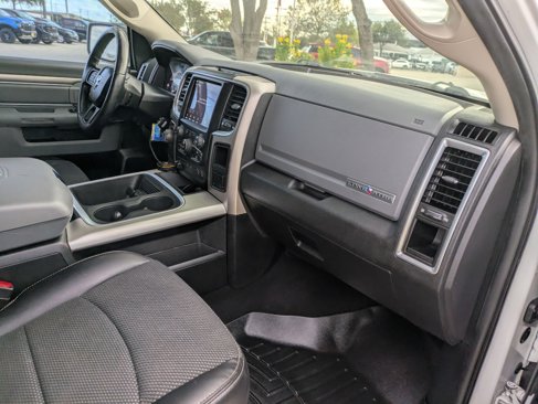 Used 2018 RAM 1500 Lone Star image 28