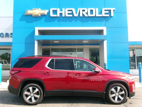 Certified 2023 Chevrolet Traverse LT w/ LT Premium Package image 1
