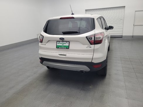 Used 2017 Ford Escape SE w/ SE Cold Weather Package image 7