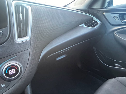 Used 2023 Chevrolet Malibu LT image 38