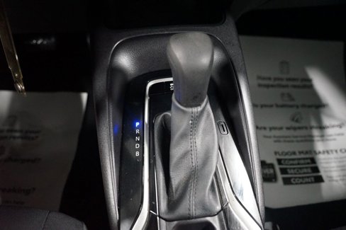 Certified 2022 Toyota Corolla LE image 21