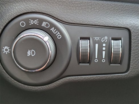 Used 2021 Jeep Compass Limited w/ Sun and Sound Group image 23