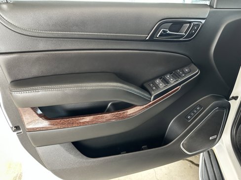 Used 2018 GMC Yukon SLT w/ Open Road Package image 12