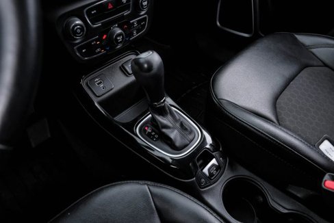 Used 2019 Jeep Compass Latitude image 28