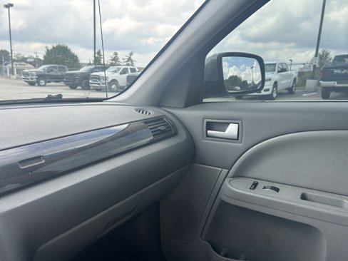 Used 2006 Mercury Montego Luxury image 17
