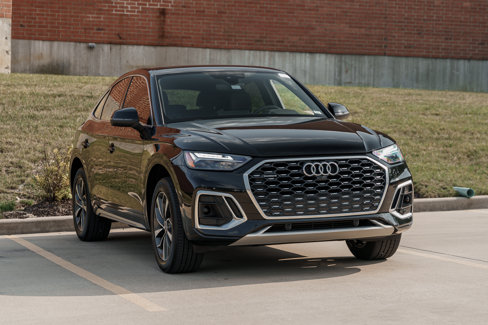 Used 2023 Audi Q5 2.0T Premium Plus w/ Premium Plus Package image 2