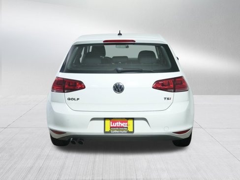 Used 2016 Volkswagen Golf 2-Door image 6