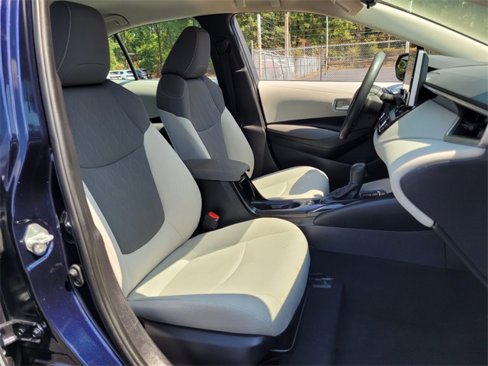 Used 2021 Toyota Corolla LE image 14