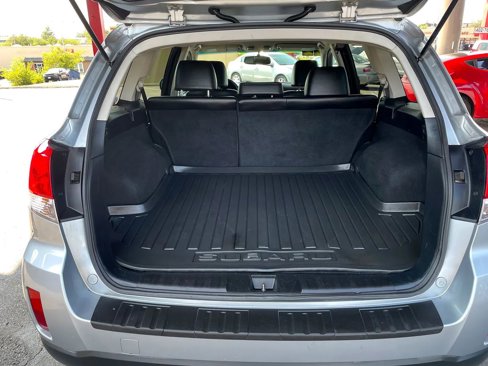 Used 2012 Subaru Outback 2.5i Limited image 6
