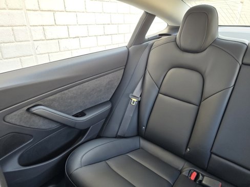 Used 2018 Tesla Model 3 Long Range image 38