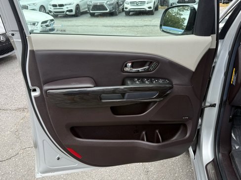Used 2017 Kia Sedona SX Limited image 12