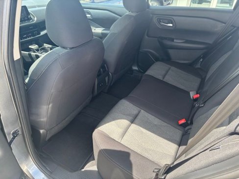 Used 2024 Nissan Rogue SV image 22
