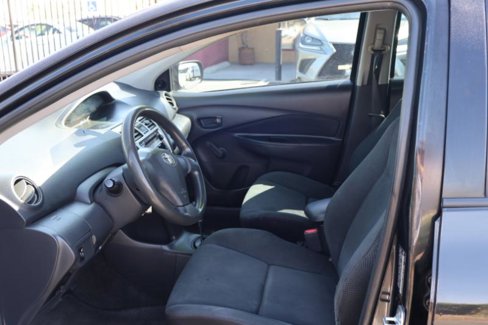 Used 2009 Toyota Yaris Sedan image 10