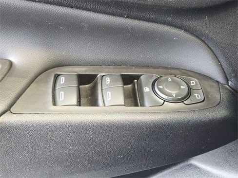 Used 2022 Chevrolet Equinox LT image 30