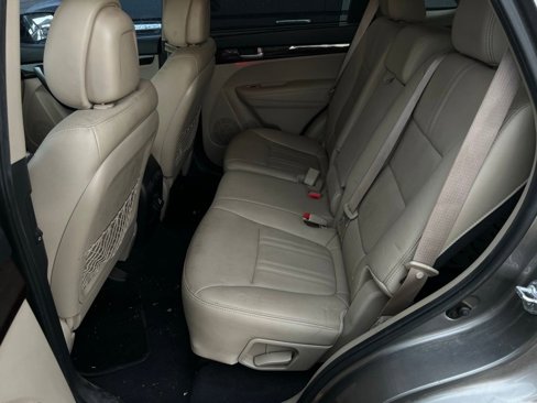 Used 2014 Kia Sorento EX image 8