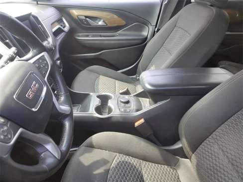 Used 2020 GMC Terrain SLE w/ Driver Convenience Package image 5