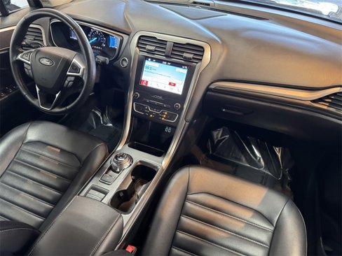 Used 2019 Ford Fusion SEL image 39