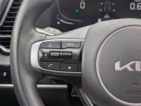 Used 2023 Kia Sportage LX image 15