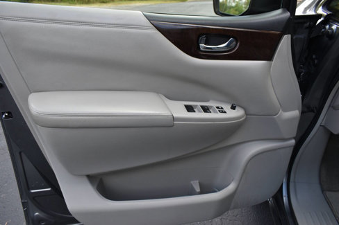 Used 2016 Nissan Quest SV w/ Leather Package image 17