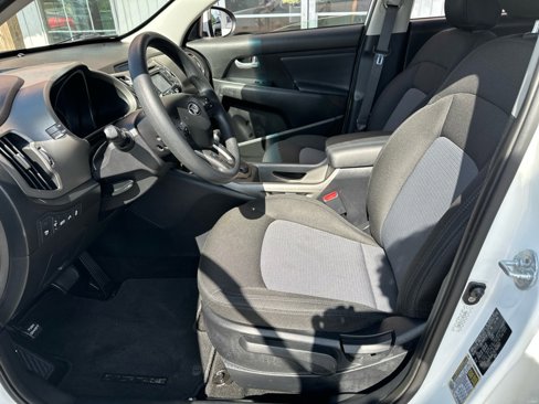 Used 2014 Kia Sportage LX image 13
