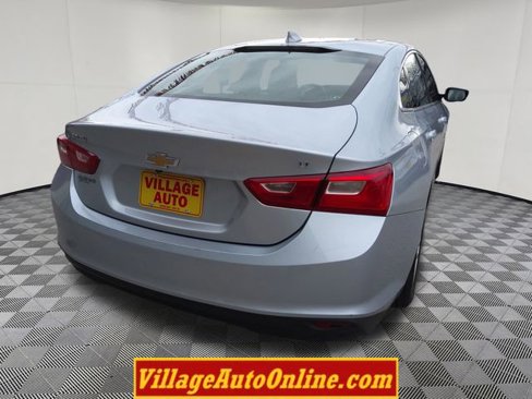 Used 2018 Chevrolet Malibu LT image 11