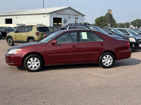 Used 2004 Toyota Camry LE image 2