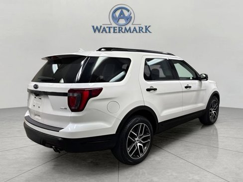 Used 2019 Ford Explorer Sport w/ Equipment Group 401A image 5