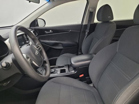 Used 2019 Kia Sorento LX image 17