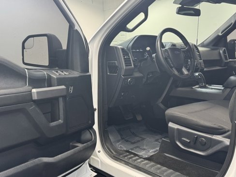 Used 2019 Ford F150 XLT w/ Equipment Group 302A Luxury image 12