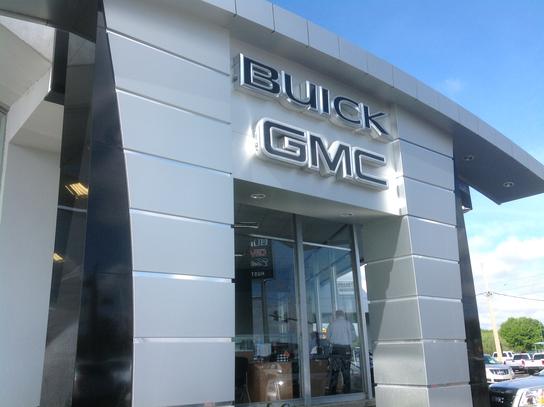 Huston Cadillac Buick GMC : Lake Wales, FL 33853-2455 Car Dealership ...