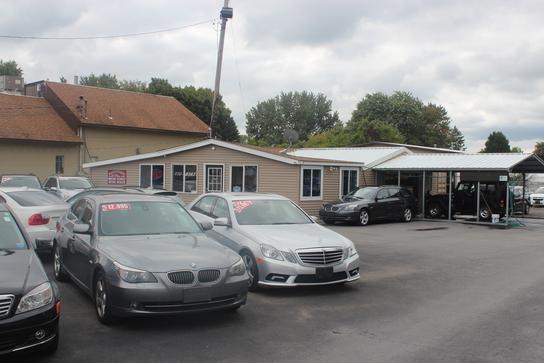 Roberti Automotive Kingston, NY 12401 Car Dealership