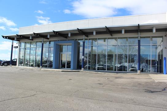 Mercedes-Benz of Manchester : Manchester, NH 03103 Car ...
