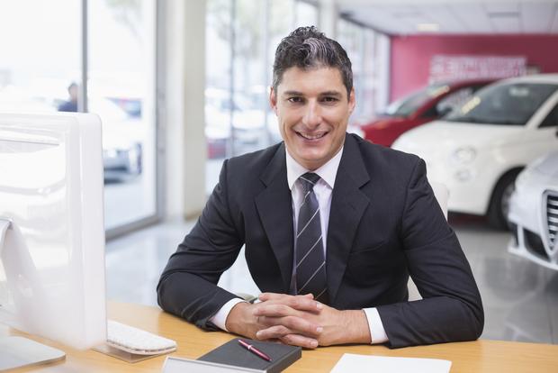 Buying A Car Red Flags That Show A Dealer You Re Eager To Buy