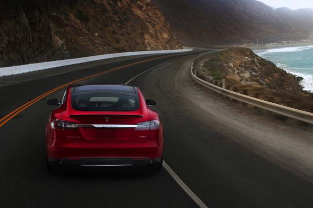 Cheaper Tesla Model E Expected to Debut at 2015 Detroit Show - Autotrader