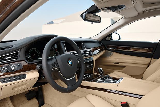 2015 Vs 2016 Bmw 7 Series What S The Difference Autotrader