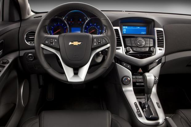 2014 Chevrolet Cruze Reviews And Model Information Autotrader