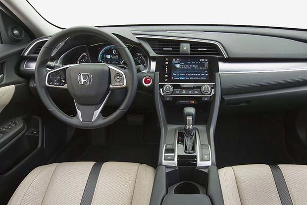 2016 Honda Civic Vs 2016 Chevrolet Cruze Which Is Better