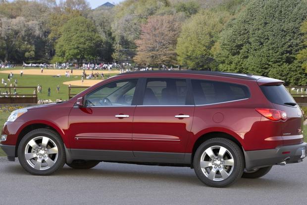 2010 Chevrolet Traverse Used Car Review Autotrader