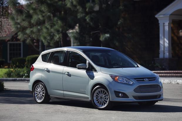 13 Ford C Max Hybrid New Car Review Autotrader