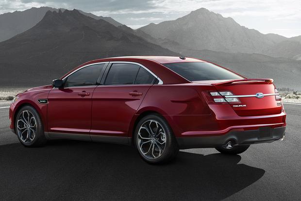 2015 Ford Taurus Vs 2015 Ford Fusion What S The Difference