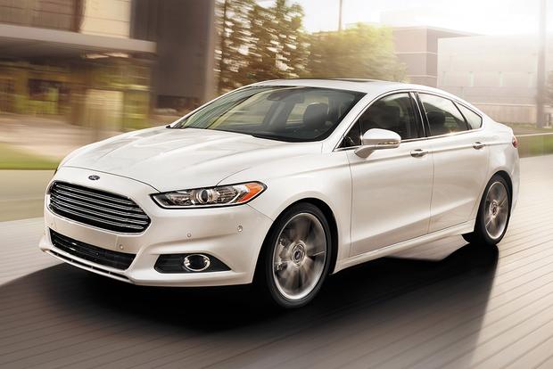 Ford fusion taurus comparison