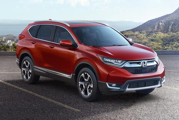 2016 Vs 2017 Honda Cr V What S The Difference Autotrader