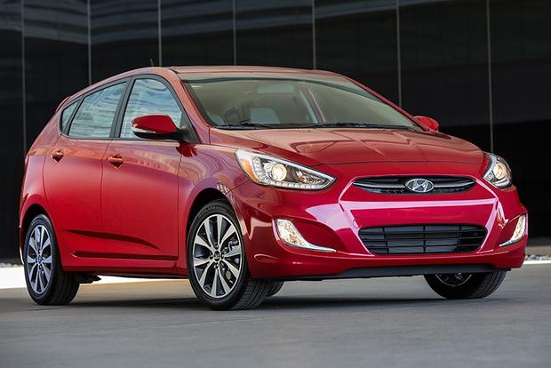 2015 Hyundai Accent vs. 2015 Hyundai Elantra: What's the Difference ...