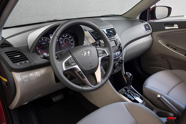 2015 Hyundai Accent Vs 2015 Hyundai Elantra What S The