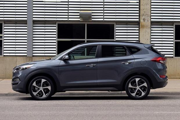 2016 Hyundai Tucson vs. 2015 Hyundai Santa Fe Sport: What ...