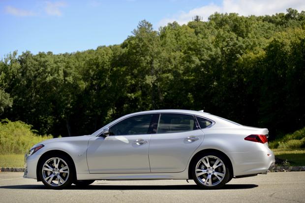 2015 Infiniti Q70: New Car Review - Autotrader