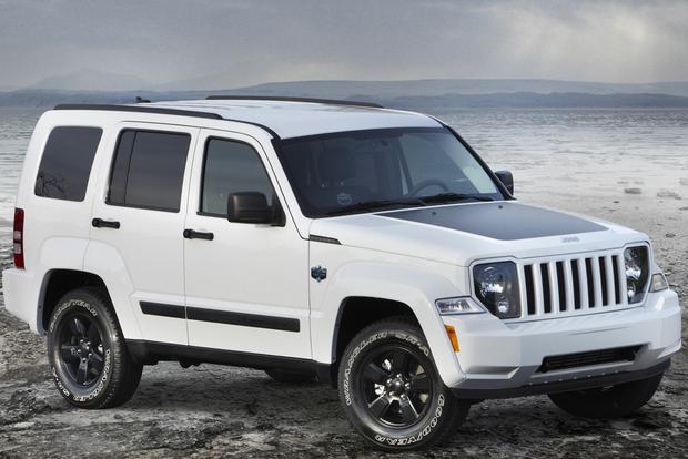 Jeep Liberty con Problemas de Incendio de Puertas, se Pide Regrese al Taller 1